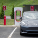 Image for article titled Biggest shortcomings of Tesla's self-driving cars
